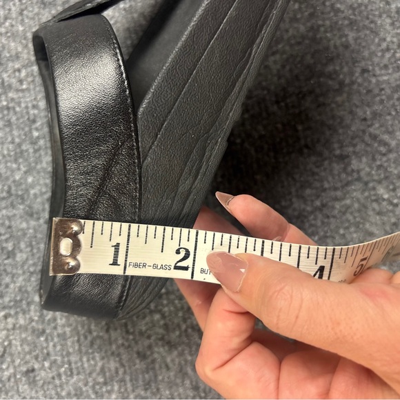 FITFLOP Women’s Black Fino Feather Toe-Post Wedge Sandals size: 8 - Picture 7 of 9